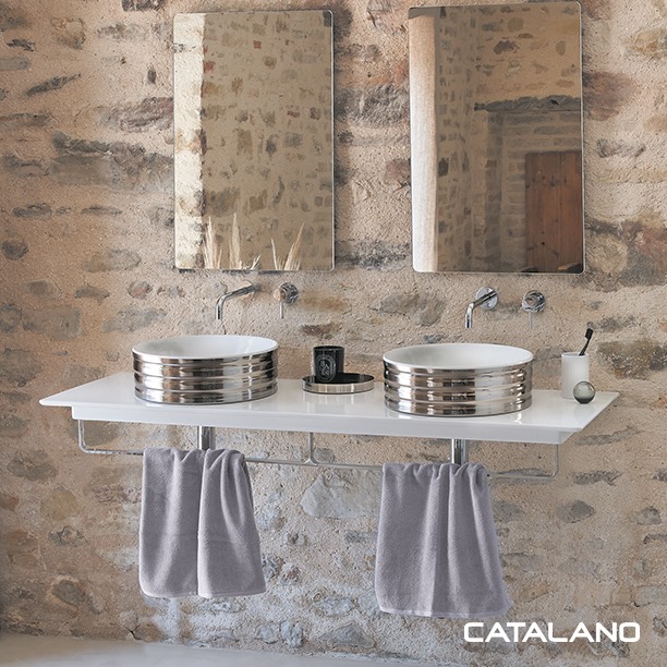 Collection vasque en céramique pour la salle de bains