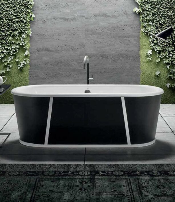Baignoire en fonte, ambiance rétro dans la salle de bains