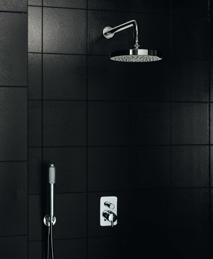 Une robinetterie contemporaine pour la salle de bains__Zucchetti
