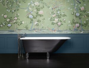 Baignoire en fonte, ambiance rétro dans la salle de bains