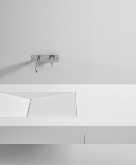 Vasque suspendue en corian sans bonde avec tiroir_Rexa Design Chez Hydropolis