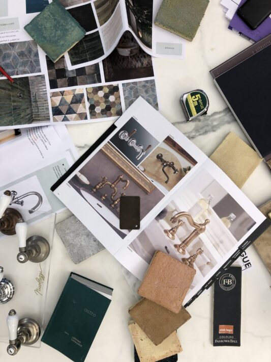 Presentation of materials and collections at a meeting with the Hydropolis design teams