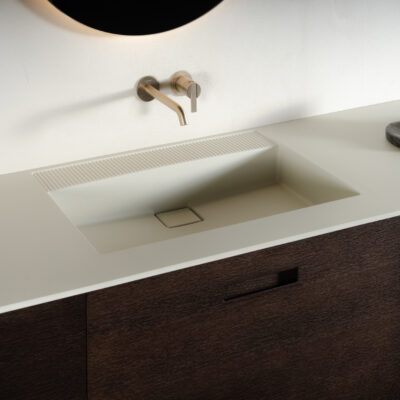 Vasque intégrée rectangulaire en solid surface_Collection Ease_Inbani - Chez Hydropolis