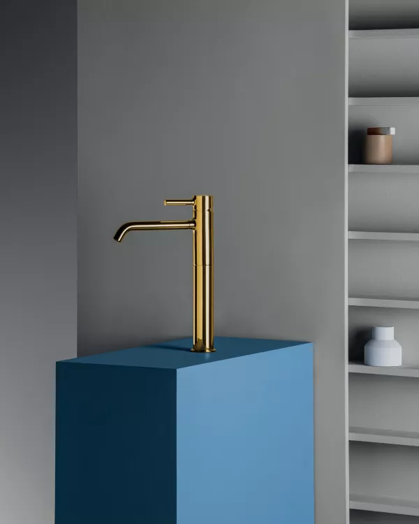 Zucchetti_robinet_on_throat_or_high_body_Pan_collection