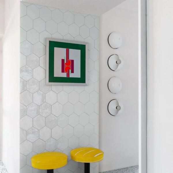 Marazzi_lume_white_Hexagonal_lux