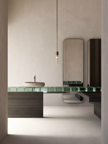 Minimalisme sculptural et matériaux nobles : une nouvelle approche de l’espace bain par Falper. Chez Hydropolis