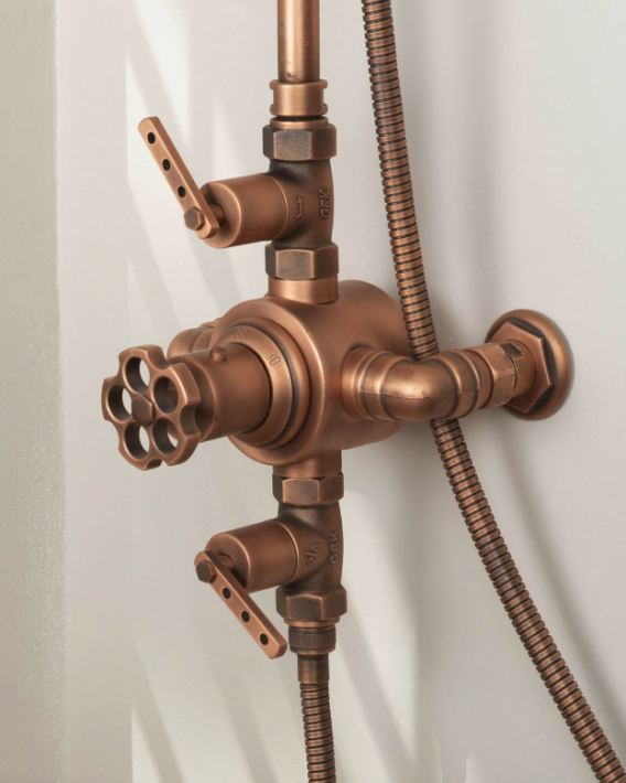 Margot - Fabricant français de robinetterie depuis 1912 - Collection Industry - Finition cuivre patine mat - Chez Hydropolis