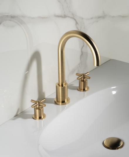 Margot - Fabricant français de robinetterie depuis 1912 - Collection Onyx - Finition or pâle mat - Chez Hydropolis