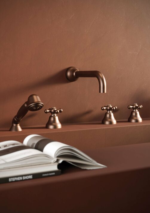 Collection Axel de Bongio : l'élégance du cuivre dans la salle de bains